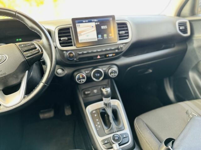 Черный Хендай Туксон, объемом двигателя 1.6 л и пробегом 145 тыс. км за 14300 $, фото 6 на Automoto.ua