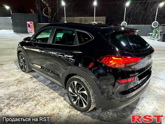Хендай Туксон 2020 в Харькове на Automoto.ua Черный Хендай Туксон, объемом двигателя 2 л и пробегом 87 тыс. км за 29000 $, фото 4 на Automoto.ua