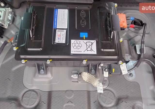 Черный Хендай Туксон, объемом двигателя 1.6 л и пробегом 183 тыс. км за 24300 $, фото 10 на Automoto.ua