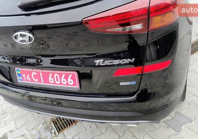 Черный Хендай Туксон, объемом двигателя 1.6 л и пробегом 183 тыс. км за 24300 $, фото 9 на Automoto.ua