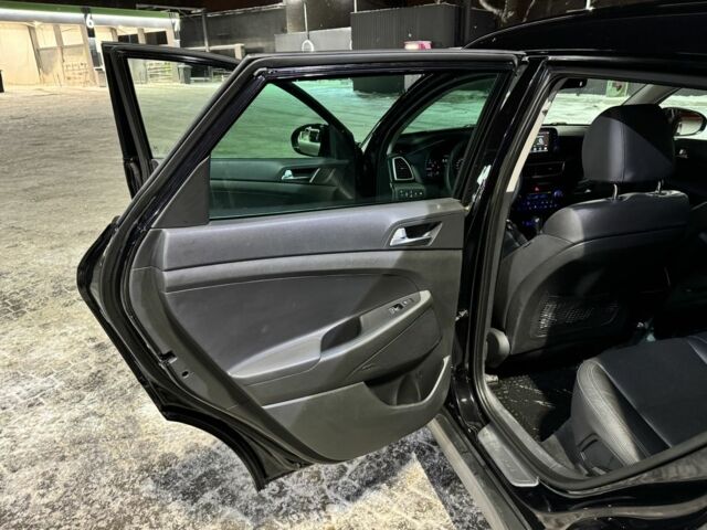 Хендай Туксон 2020 в Харькове на Automoto.ua Черный Хендай Туксон, объемом двигателя 2 л и пробегом 87 тыс. км за 29000 $, фото 18 на Automoto.ua