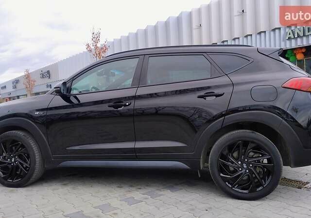 Черный Хендай Туксон, объемом двигателя 1.6 л и пробегом 183 тыс. км за 24300 $, фото 13 на Automoto.ua
