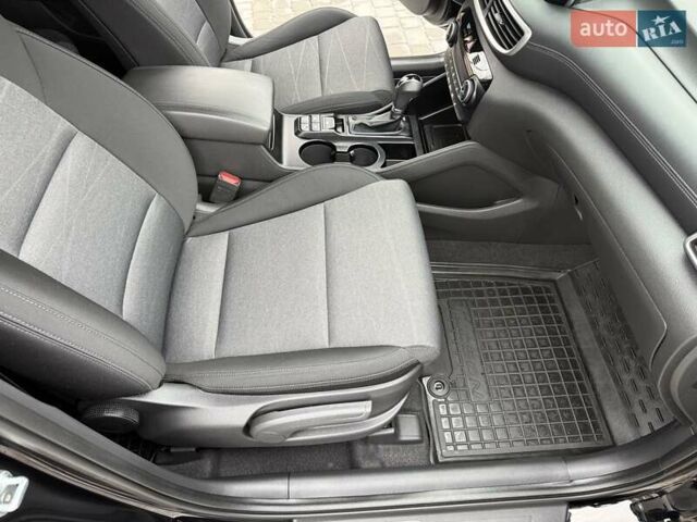 Черный Хендай Туксон, объемом двигателя 2 л и пробегом 55 тыс. км за 22300 $, фото 29 на Automoto.ua