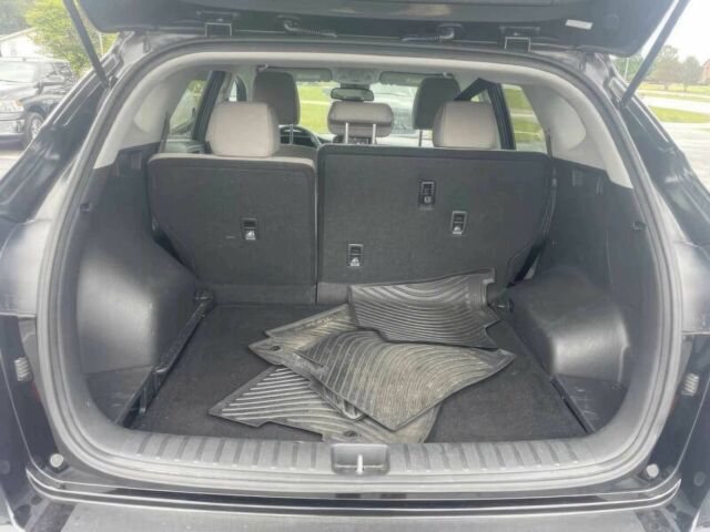 Черный Хендай Туксон, объемом двигателя 2 л и пробегом 38 тыс. км за 10400 $, фото 9 на Automoto.ua