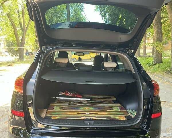 Чорний Хендай Туксон, об'ємом двигуна 2 л та пробігом 3 тис. км за 29990 $, фото 4 на Automoto.ua