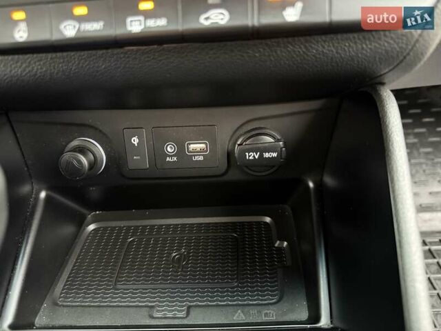 Черный Хендай Туксон, объемом двигателя 2 л и пробегом 55 тыс. км за 22300 $, фото 46 на Automoto.ua
