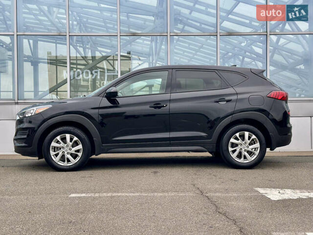 Черный Хендай Туксон, объемом двигателя 2 л и пробегом 48 тыс. км за 20490 $, фото 11 на Automoto.ua