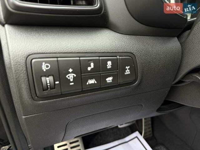 Черный Хендай Туксон, объемом двигателя 2 л и пробегом 98 тыс. км за 25900 $, фото 25 на Automoto.ua