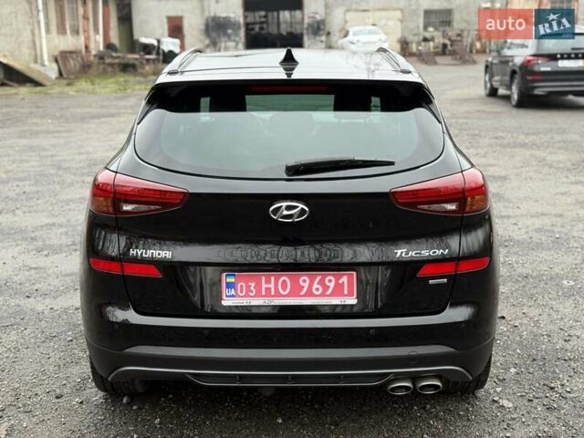 Черный Хендай Туксон, объемом двигателя 2 л и пробегом 98 тыс. км за 25900 $, фото 13 на Automoto.ua