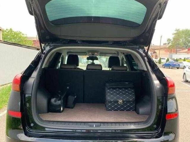 Черный Хендай Туксон, объемом двигателя 2 л и пробегом 129 тыс. км за 16500 $, фото 9 на Automoto.ua