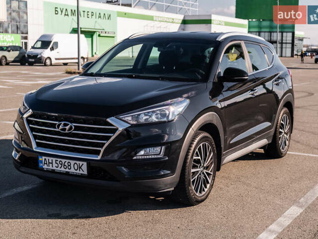 Черный Хендай Туксон, объемом двигателя 2 л и пробегом 88 тыс. км за 23000 $, фото 10 на Automoto.ua