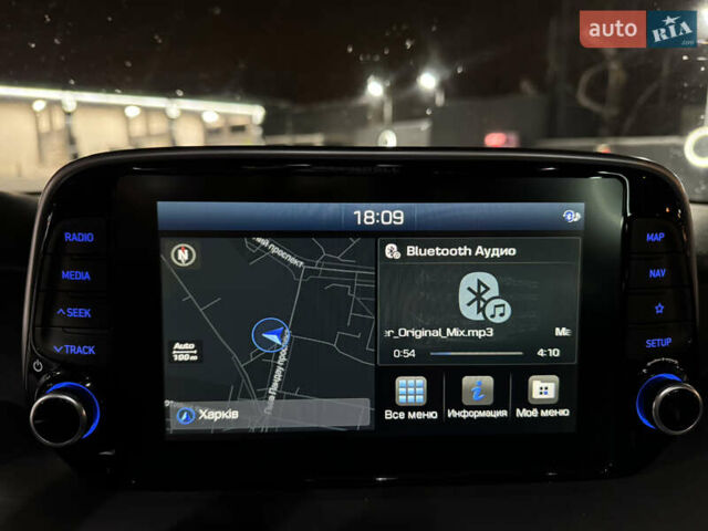 Черный Хендай Туксон, объемом двигателя 2 л и пробегом 86 тыс. км за 31000 $, фото 17 на Automoto.ua