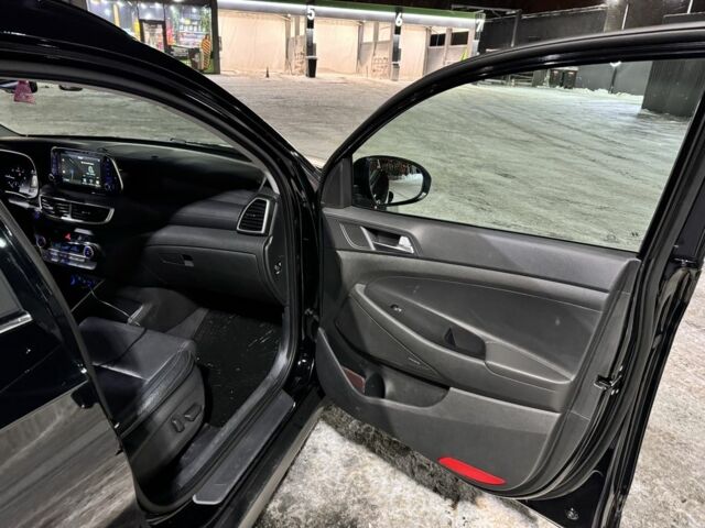 Хендай Туксон 2020 в Харькове на Automoto.ua Черный Хендай Туксон, объемом двигателя 2 л и пробегом 87 тыс. км за 29000 $, фото 15 на Automoto.ua