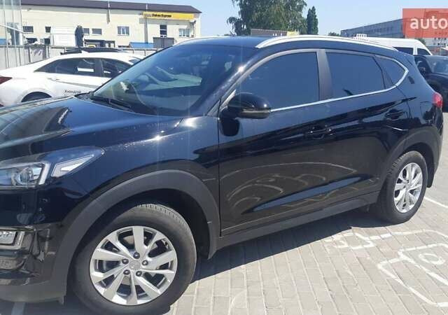 Хендай Туксон 2020 в Полтаве на Automoto.ua Черный Хендай Туксон, объемом двигателя 2 л и пробегом 43 тыс. км за 25000 $, фото 2 на Automoto.ua