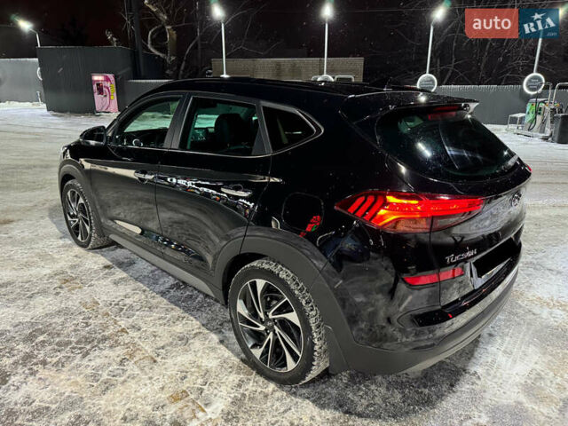 Черный Хендай Туксон, объемом двигателя 2 л и пробегом 86 тыс. км за 31000 $, фото 8 на Automoto.ua