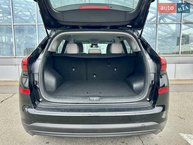 Черный Хендай Туксон, объемом двигателя 2 л и пробегом 47 тыс. км за 20990 $, фото 21 на Automoto.ua