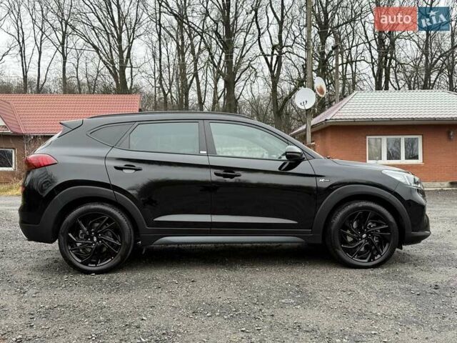 Черный Хендай Туксон, объемом двигателя 2 л и пробегом 98 тыс. км за 25900 $, фото 11 на Automoto.ua