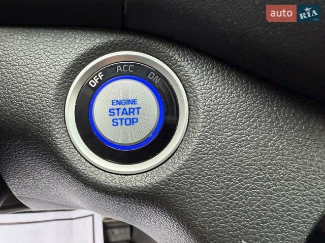 Черный Хендай Туксон, объемом двигателя 2 л и пробегом 98 тыс. км за 25900 $, фото 48 на Automoto.ua