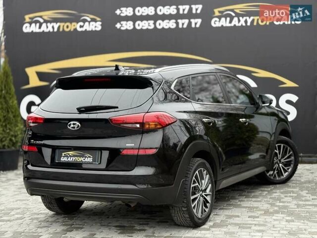 Черный Хендай Туксон, объемом двигателя 2 л и пробегом 55 тыс. км за 22300 $, фото 19 на Automoto.ua