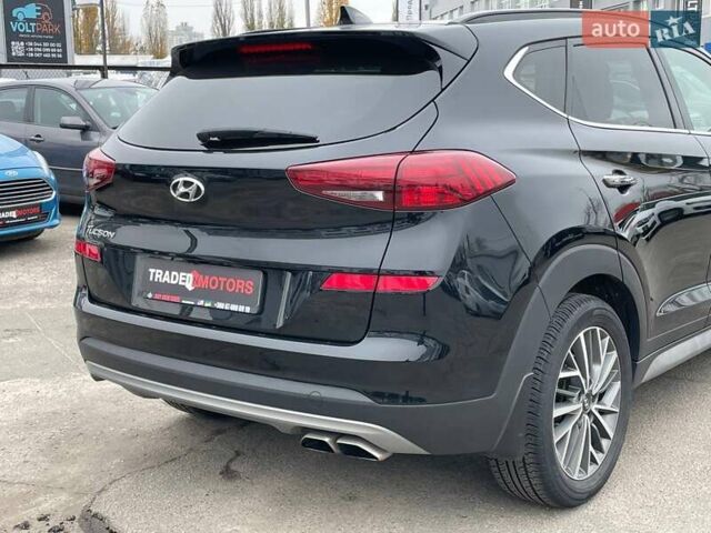 Черный Хендай Туксон, объемом двигателя 2.36 л и пробегом 137 тыс. км за 21990 $, фото 9 на Automoto.ua