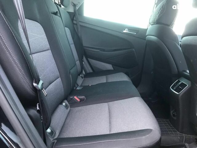 Черный Хендай Туксон, объемом двигателя 2 л и пробегом 87 тыс. км за 20790 $, фото 15 на Automoto.ua