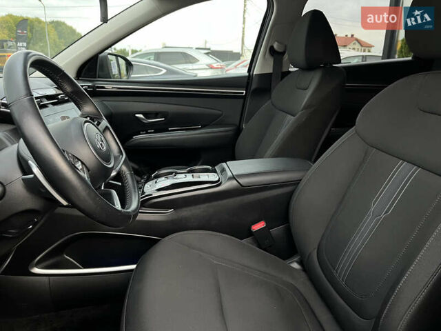 Черный Хендай Туксон, объемом двигателя 1.6 л и пробегом 67 тыс. км за 27300 $, фото 12 на Automoto.ua