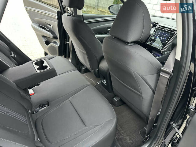 Черный Хендай Туксон, объемом двигателя 1.6 л и пробегом 96 тыс. км за 29900 $, фото 67 на Automoto.ua