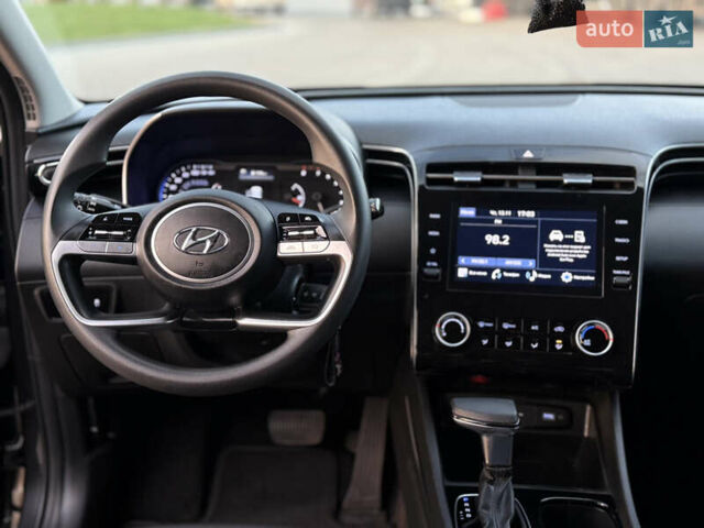 Черный Хендай Туксон, объемом двигателя 2.5 л и пробегом 74 тыс. км за 21500 $, фото 13 на Automoto.ua