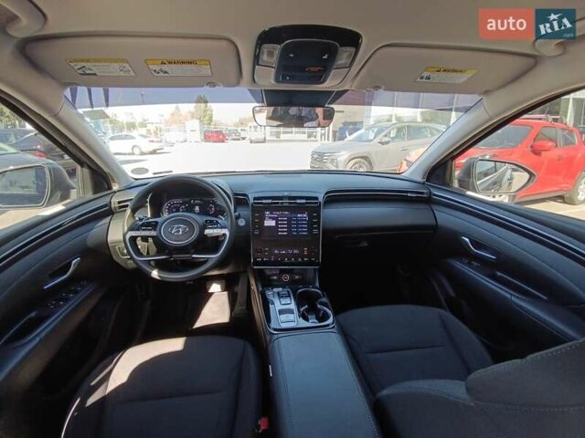 Черный Хендай Туксон, объемом двигателя 1.6 л и пробегом 28 тыс. км за 34300 $, фото 16 на Automoto.ua