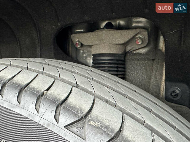 Черный Хендай Туксон, объемом двигателя 1.6 л и пробегом 96 тыс. км за 29900 $, фото 17 на Automoto.ua