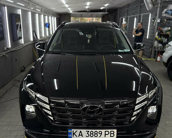 Чорний Хендай Туксон, об'ємом двигуна 1.6 л та пробігом 107 тис. км за 35555 $, фото 1 на Automoto.ua