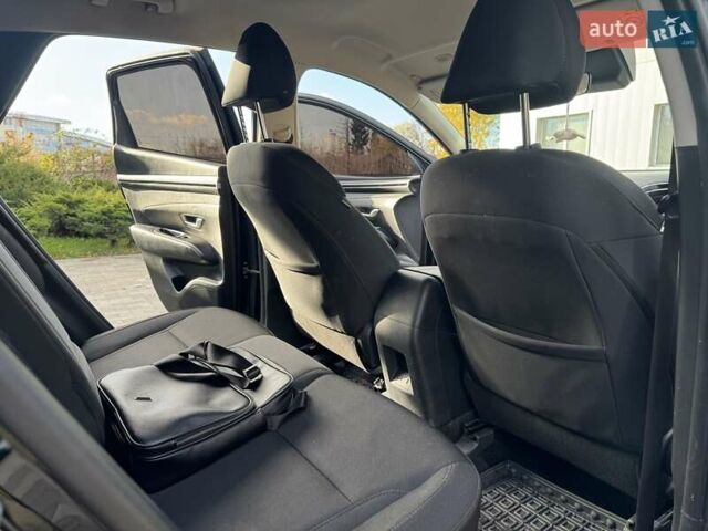 Черный Хендай Туксон, объемом двигателя 2 л и пробегом 126 тыс. км за 24000 $, фото 14 на Automoto.ua