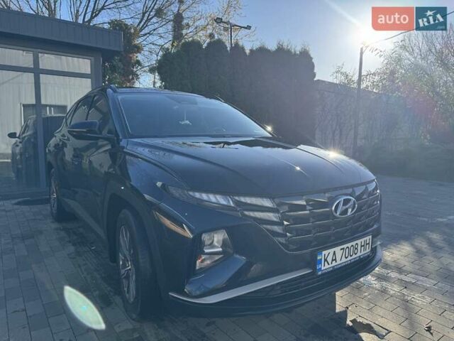 Черный Хендай Туксон, объемом двигателя 2 л и пробегом 126 тыс. км за 24000 $, фото 4 на Automoto.ua