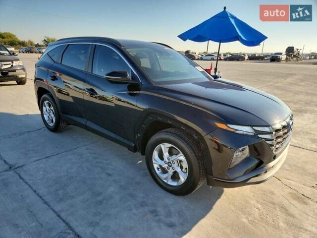 Черный Хендай Туксон, объемом двигателя 2.5 л и пробегом 122 тыс. км за 5700 $, фото 3 на Automoto.ua