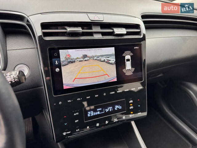 Черный Хендай Туксон, объемом двигателя 2 л и пробегом 107 тыс. км за 28900 $, фото 9 на Automoto.ua