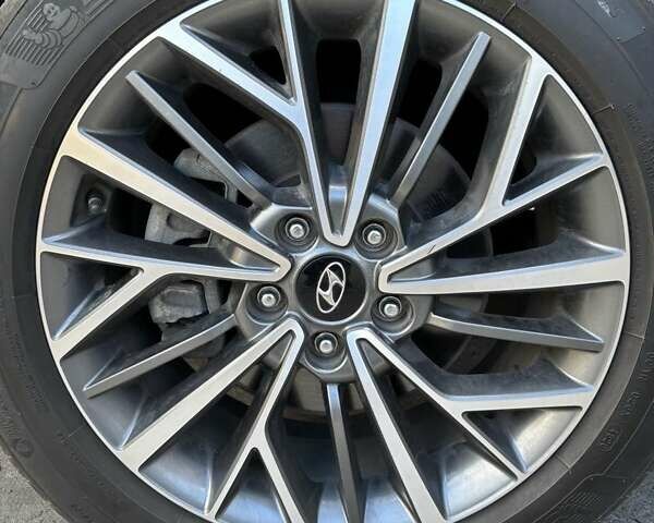 Черный Хендай Туксон, объемом двигателя 2.36 л и пробегом 53 тыс. км за 19500 $, фото 26 на Automoto.ua