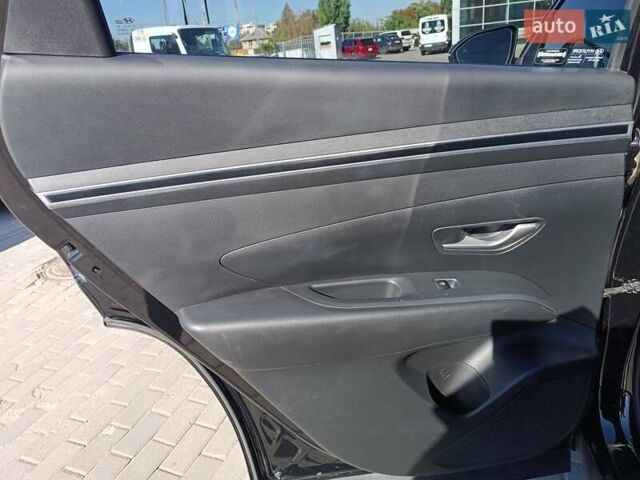 Черный Хендай Туксон, объемом двигателя 1.6 л и пробегом 28 тыс. км за 34300 $, фото 14 на Automoto.ua