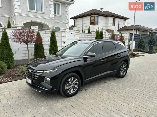 Черный Хендай Туксон, объемом двигателя 1.6 л и пробегом 96 тыс. км за 29900 $, фото 2 на Automoto.ua