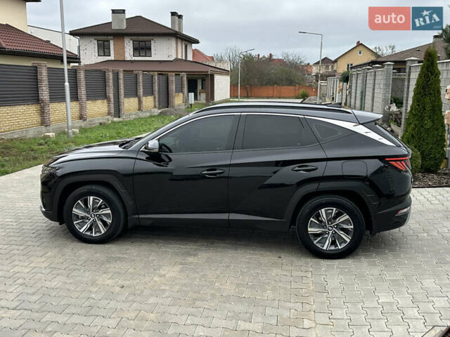 Черный Хендай Туксон, объемом двигателя 1.6 л и пробегом 96 тыс. км за 29900 $, фото 106 на Automoto.ua