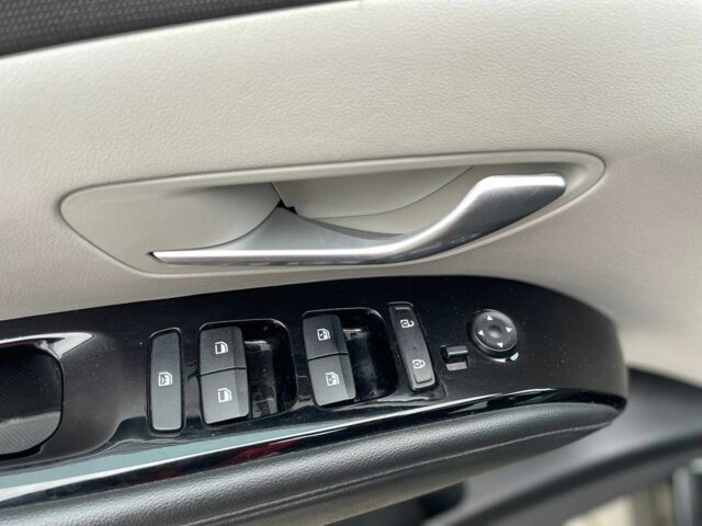 Черный Хендай Туксон, объемом двигателя 2.5 л и пробегом 67 тыс. км за 25000 $, фото 8 на Automoto.ua