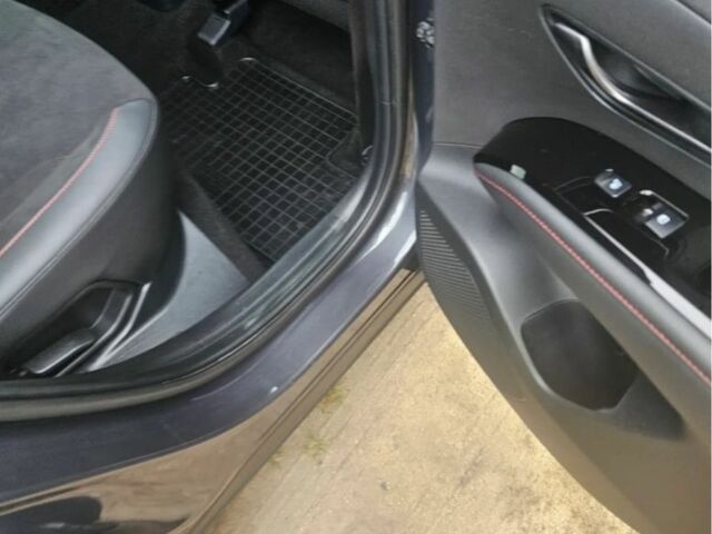 Черный Хендай Туксон, объемом двигателя 0 л и пробегом 43 тыс. км за 16300 $, фото 4 на Automoto.ua