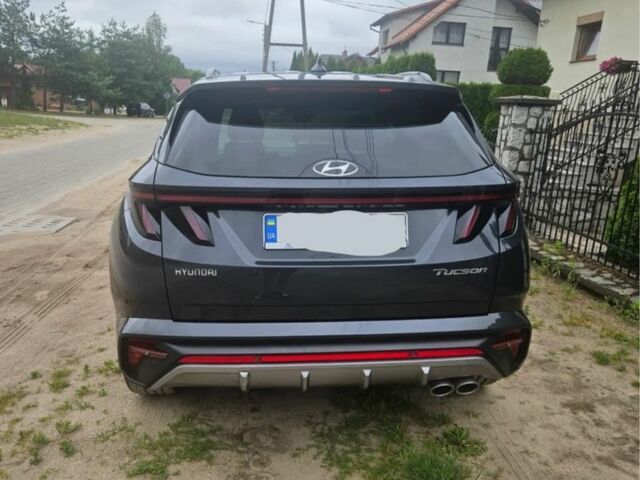 Черный Хендай Туксон, объемом двигателя 0 л и пробегом 43 тыс. км за 16300 $, фото 2 на Automoto.ua