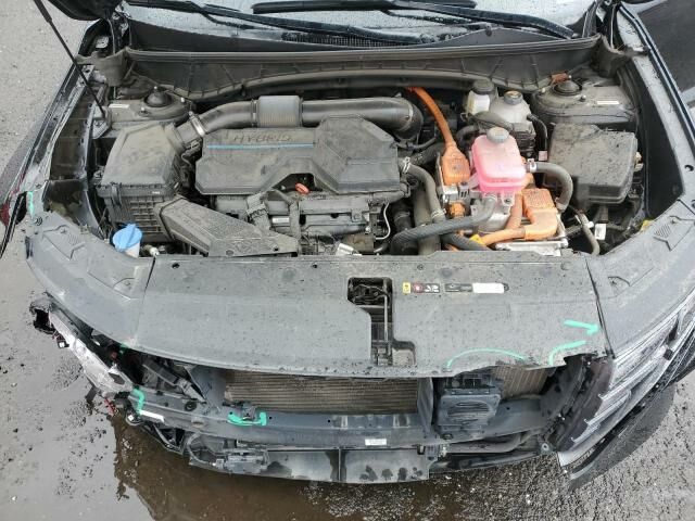 Черный Хендай Туксон, объемом двигателя 1.6 л и пробегом 65 тыс. км за 19950 $, фото 10 на Automoto.ua