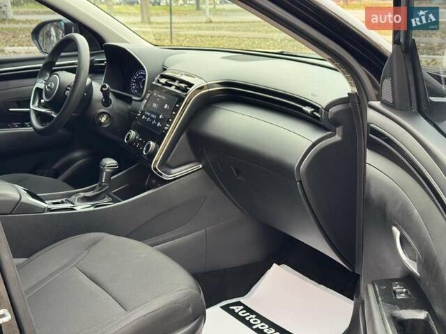 Черный Хендай Туксон, объемом двигателя 2.5 л и пробегом 97 тыс. км за 22990 $, фото 15 на Automoto.ua