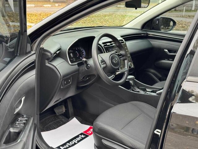 Черный Хендай Туксон, объемом двигателя 2.5 л и пробегом 97 тыс. км за 22990 $, фото 11 на Automoto.ua