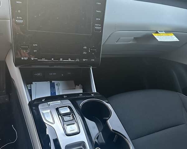 Черный Хендай Туксон, объемом двигателя 1.6 л и пробегом 23 тыс. км за 29900 $, фото 12 на Automoto.ua