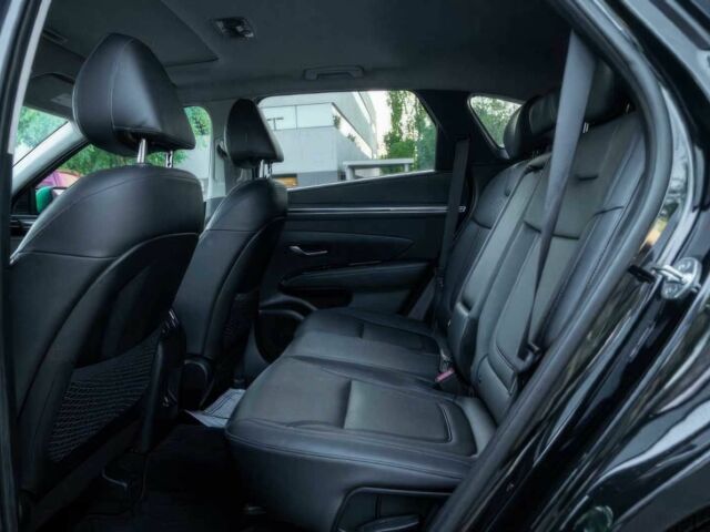 Чорний Хендай Туксон, об'ємом двигуна 2.5 л та пробігом 16 тис. км за 19000 $, фото 10 на Automoto.ua