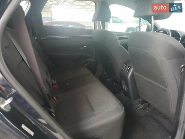 Черный Хендай Туксон, объемом двигателя 1.6 л и пробегом 204 тыс. км за 8100 $, фото 9 на Automoto.ua