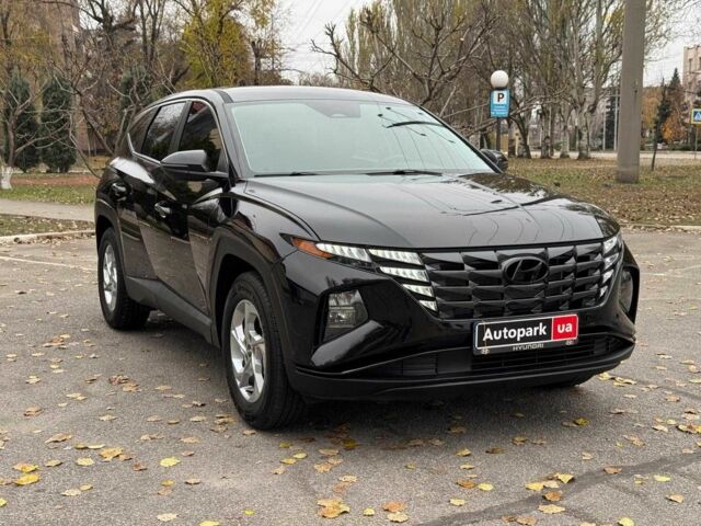 Черный Хендай Туксон, объемом двигателя 2.5 л и пробегом 97 тыс. км за 22990 $, фото 2 на Automoto.ua