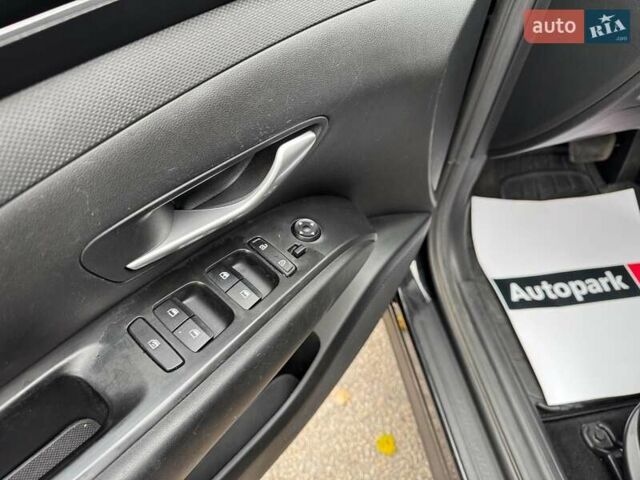 Черный Хендай Туксон, объемом двигателя 2.5 л и пробегом 97 тыс. км за 22990 $, фото 18 на Automoto.ua